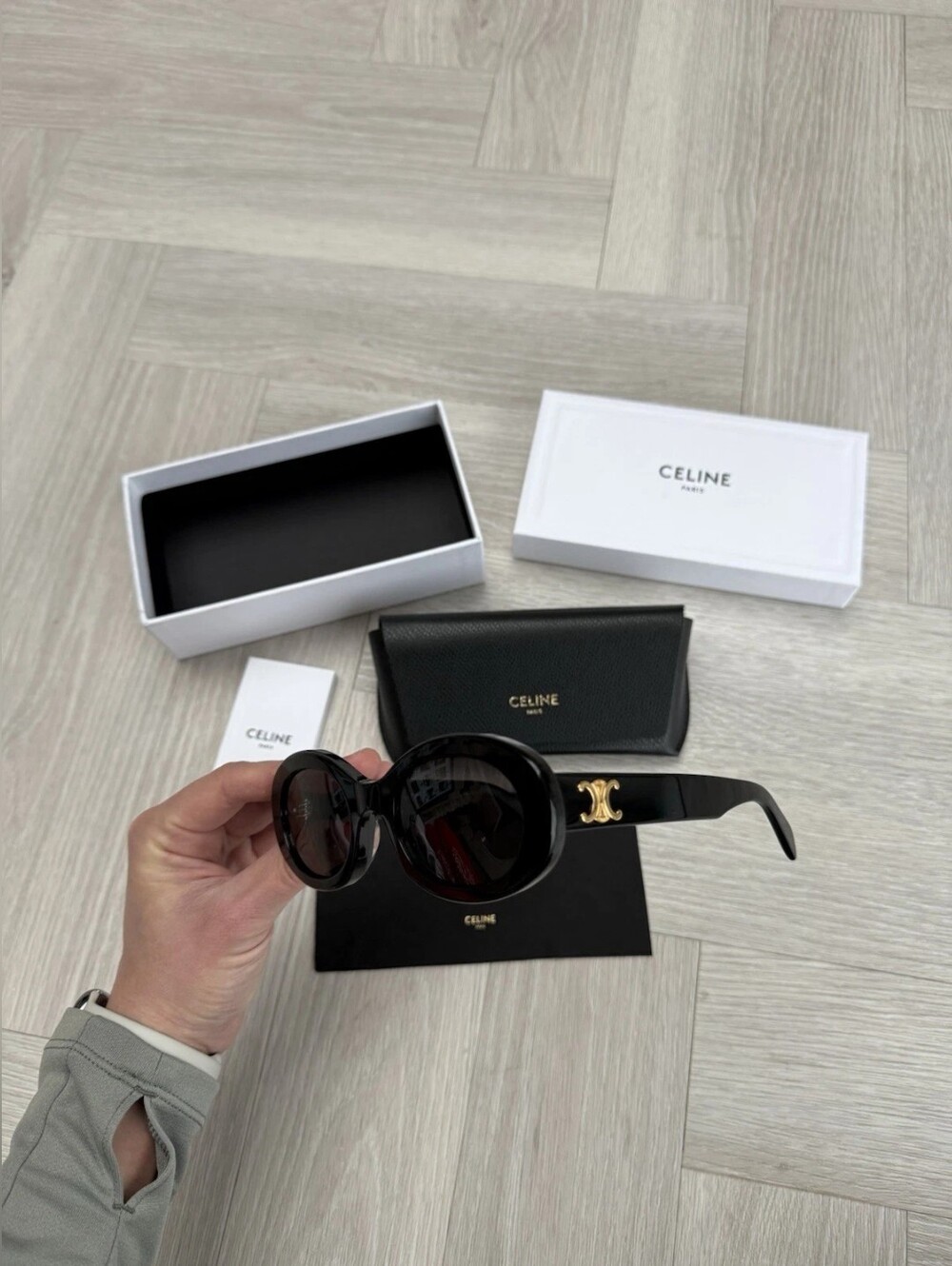 Celine Triomphe 01 Black Oval Sunglasses In Acetate